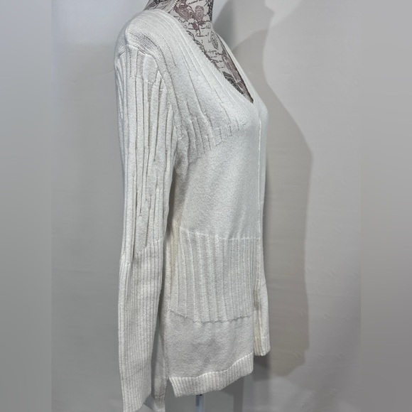 SUNDANCE Ivory ribbed V neck‎ sweater size S - Picture 7 of 12